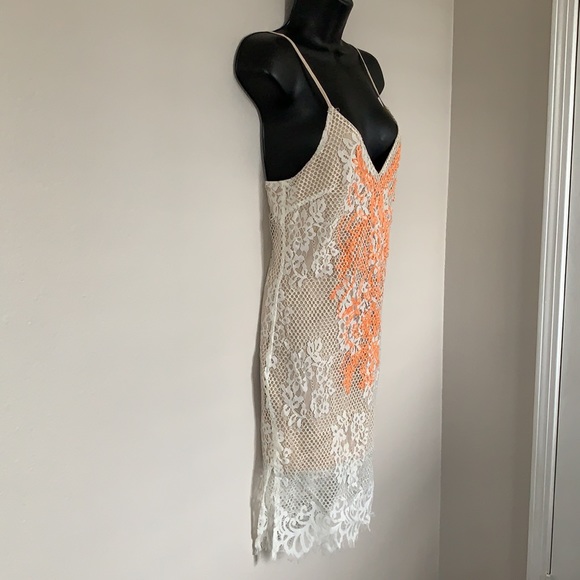 ASTR the Label Nude and Orange Lace Overlay V Neckline Slip Dress - Picture 8 of 14